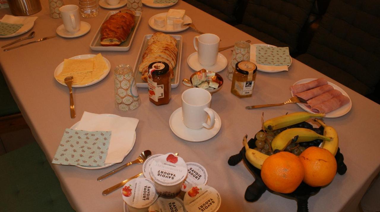 Chavot-Courcourt Les Dames-Jeannes Bed & Breakfast エクステリア 写真